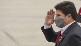 quiso dar un golpe de estado y perdio: el congreso de peru echo a castillo