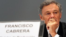 Picante cruce Gobierno - industriales: una de susceptibles y llorones