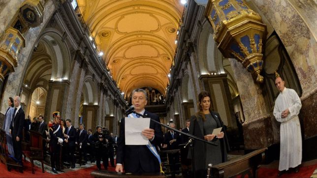 el tercer 25 de mayo de macri, entre la soledad y las protestas