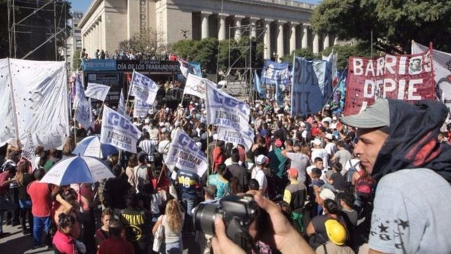 separados, pero con pedidos de unidad: los multiples actos del 1m