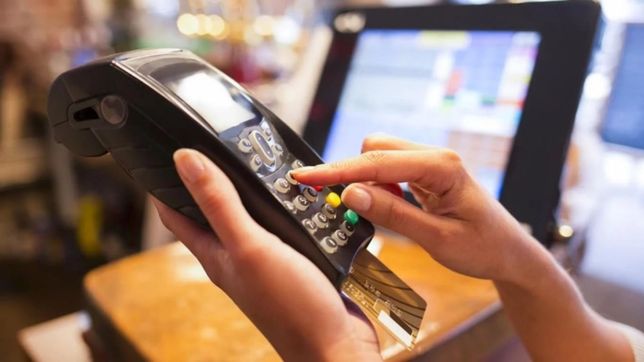 dolar turista: las compras anteriores a la sancion de la ley no pagaran el 30%