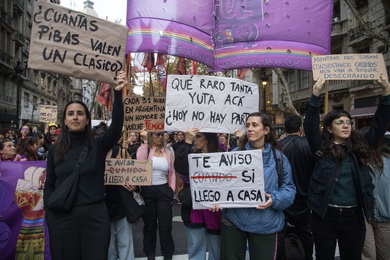 Ni una menos: marcha feminista en la Ciudad de Buenos Aires. Foto: NA.