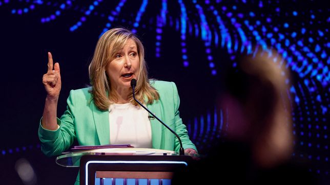 debate presidencial: bregman celebra el hit del gatito y va de nuevo por milei