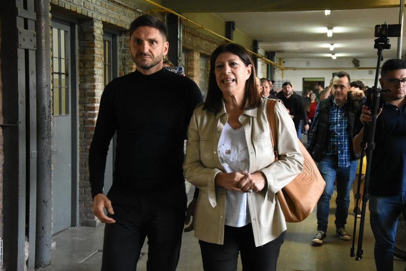 pullaro-y-clara-garcia