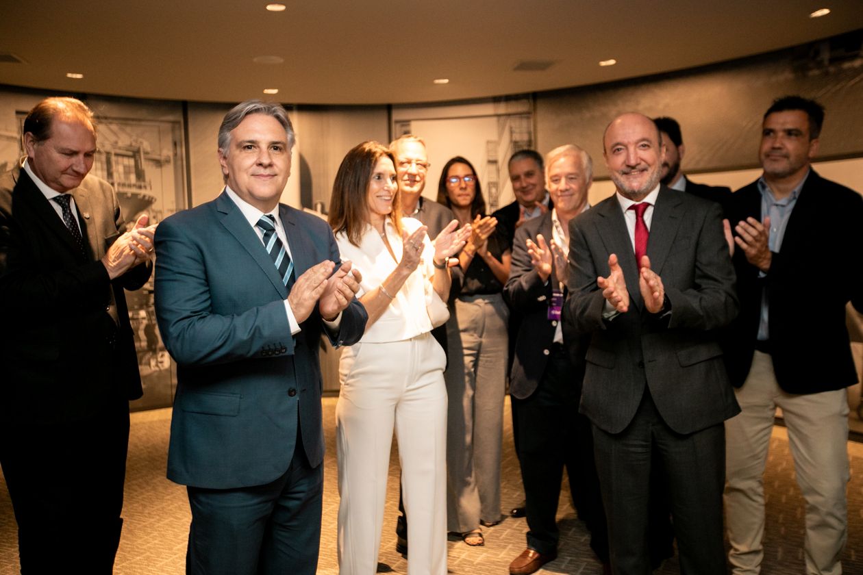 Martín Llaryora y Macerlo Bechara, presidente de la Cámara de Comercio Exportador de Córdoba