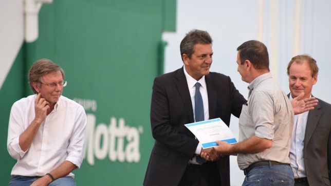 campo seco, politica fertil