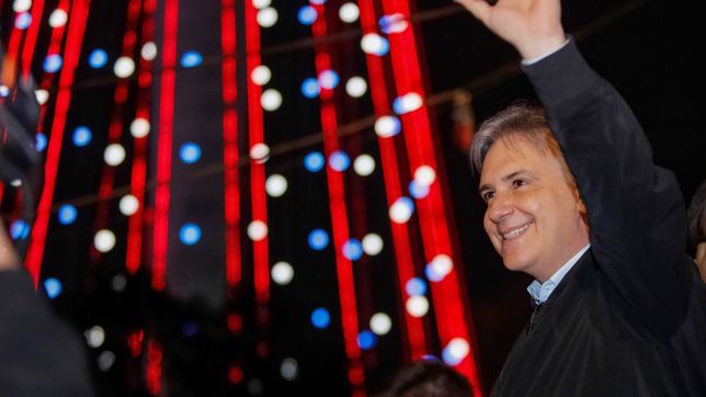 Martín Llaryora difundió su mensaje de fin de año y empieza a transitar la línea opositora de cara al año electoral.