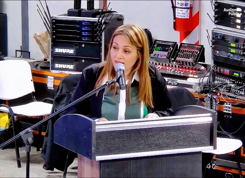 La diputada de la UCR Gisela Cuadrado durante su exposición en la audiencia pública: destacó la participación y transparencia.