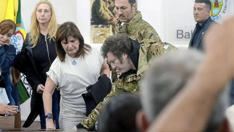 Karina Milei, Patricia Bullrich, Javier Milei y Luis Petri