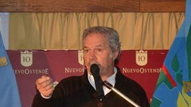 sola y un viejo enemigo, juntos