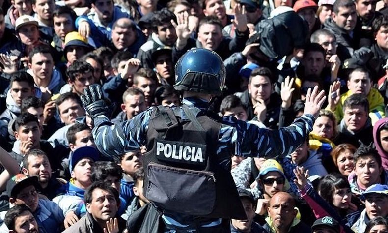 Policía