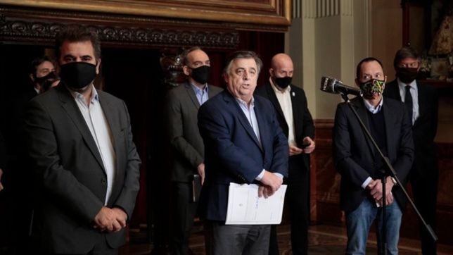 a coro, la oposicion cruzo a kicillof por controles sanitarios en accesos