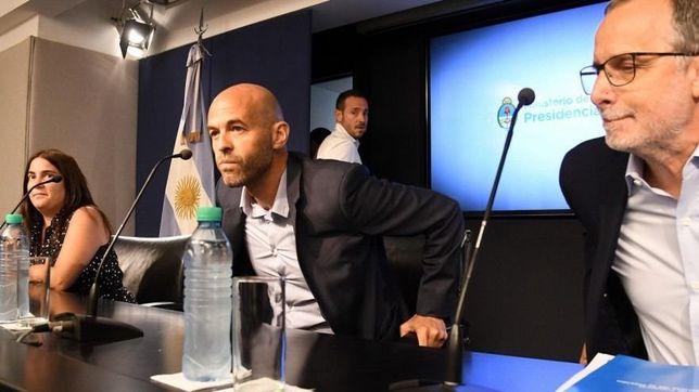 una medida del banco nacion traba el subsidio a colectivos y complica a dietrich una medida del banco nacion traba el subsidio a colectivos y complica a dietrich