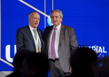 En el Día de la Industria, Fernández anuncia medidas para reactivar la producción