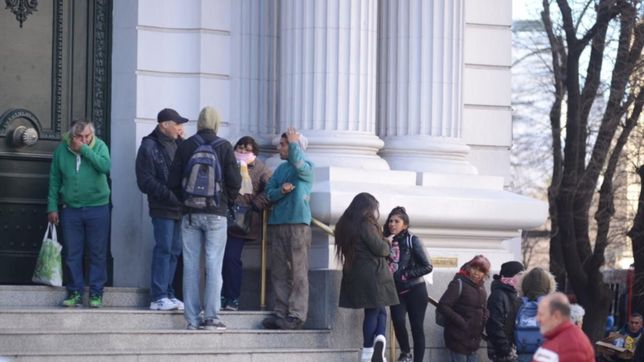 segun los privados, se modera el retiro de los depositos en dolares