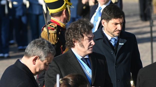Javier Milei y Maximiliano Pullaro chocan por una obra para la ciudad capital de la provincia.