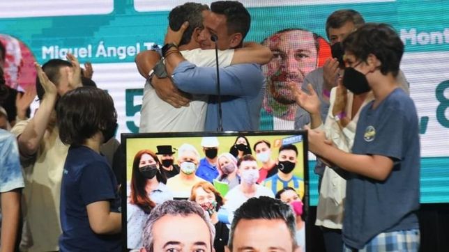 a lo pirro, javkin festejo en una rosario sin grieta pero atomizada