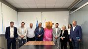 Chiqui Tapia recibió a la delegación de Santa Fe para firmar un convenio.
