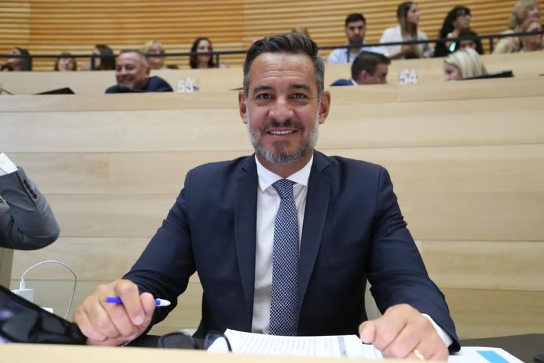 miguel-siciliano-retrato-bancajpeg