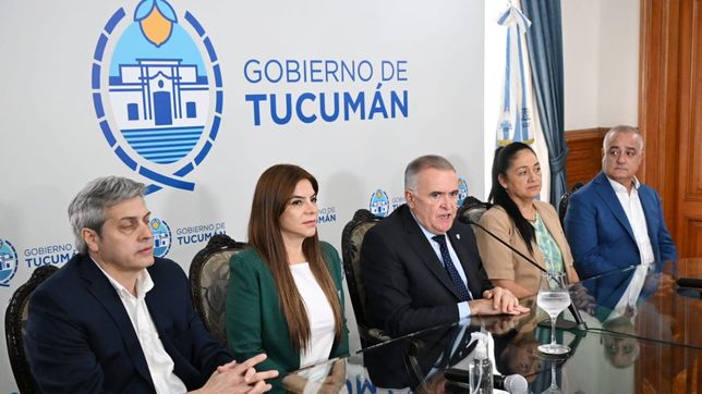 Conferencia de prensa de Osvaldo Jaldo junto a los diputados electos por la Provincia de Tucumán