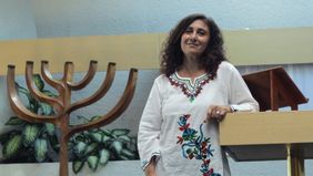 Rabina Silvina Chemen: “El aborto legal tiene que salir