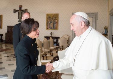Emilce Cuda: Queda mucho papa Francisco por delante