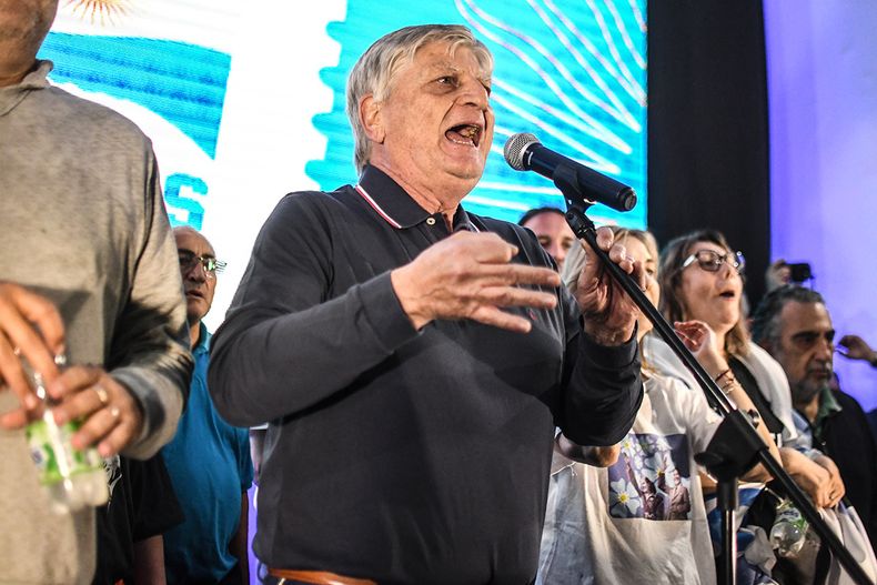 Discurso de festejo de Ziliotto en el PJ. Devuelve gentilezas a 