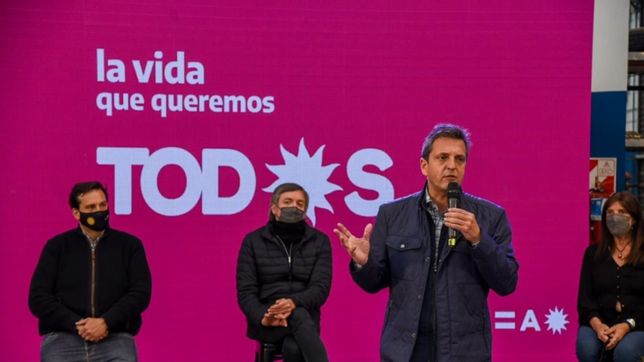 massa recorre la provincia en busca del voto clase media