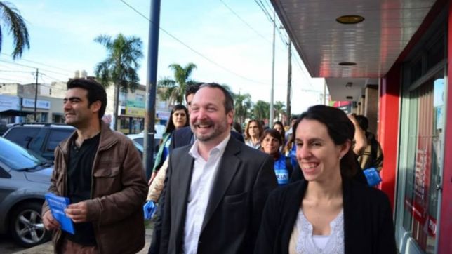 sabbatella arma otra interna en la tercera y suma fuerza para las paso