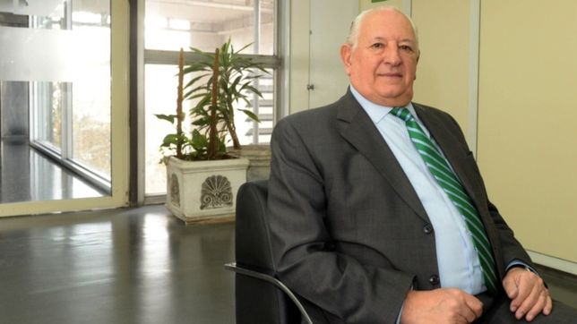 grinberg acuerda con kicillof, evita el juicio politico y recupera el control