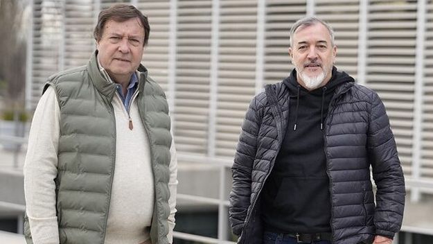 Alberto Weretilneck, gobernador de Río Negro, junto al secretario general de ATE nacional Rodolfo Aguiar.