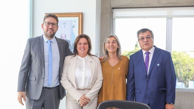 Referencias de la Plural del peronismo: el diputado Hernán Pérez Araujo, la intendenta de General Pico Fernanda Alonso, la vicegobernadora Alicia Mayoral, el viceintendente Alberto Campo.
