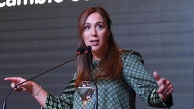 Vidal sale de gira nacional con la bandera de la oposición moderada