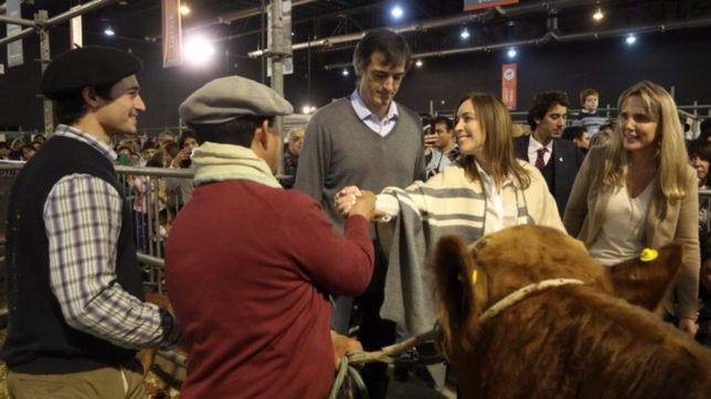 para el gobierno, ahora m&f es management&fruit