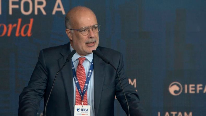 Rodrigo Valdés, el negociador echado por el FMI