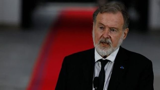 bielsa tildo de ?anti argentino? a kast y el gobierno chileno le salio al cruce