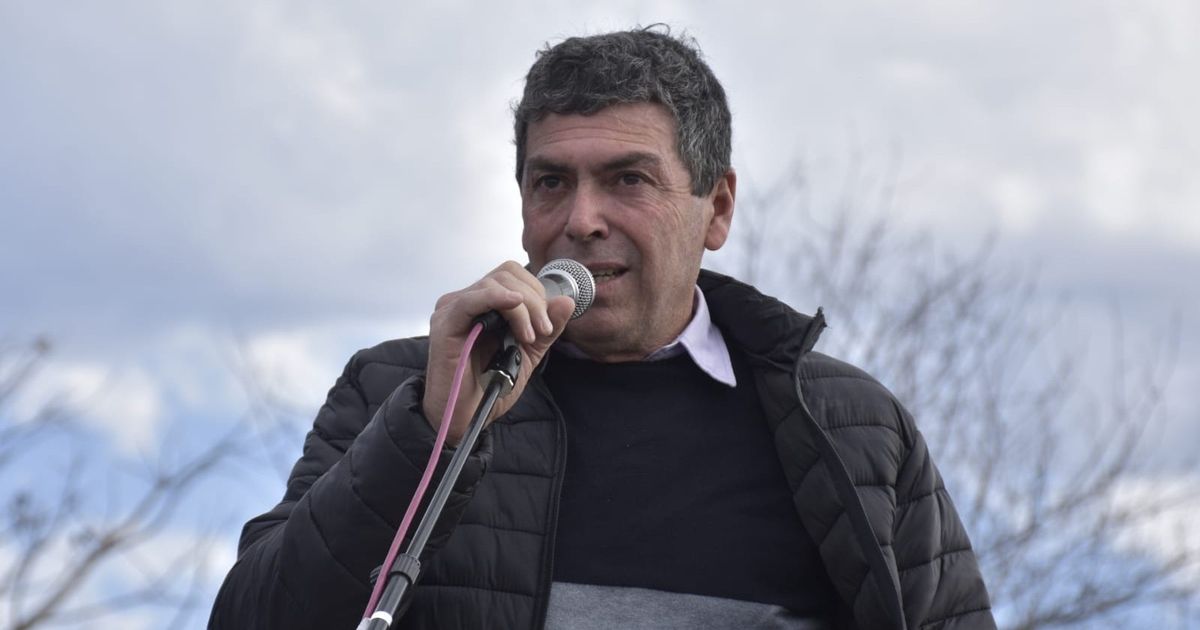 La crisis en los ingresos públicos se profundiza y un intendente anunció que pagará parte de los salarios municipales con un bono alimentario