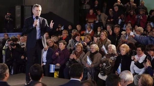 pago a jubilados: desesperacion por mostrar apoyo de gobernadores