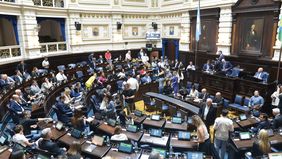 Cuando la política elige el atajo: la irresponsabilidad de lo facilista