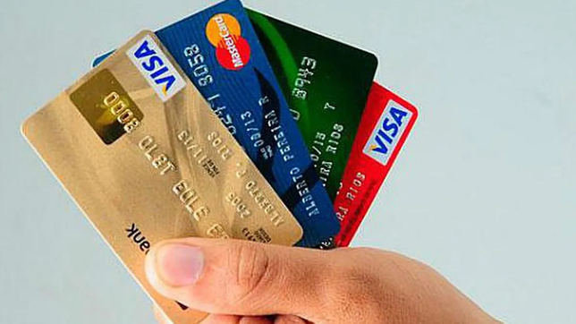 Los bancos ofrecen promociones para fomentar el consumo en vacaciones de invierno.