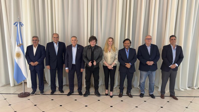 Javier Milei con gobernadores.&nbsp;