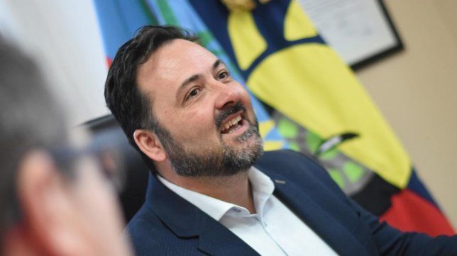 intendentes radicales, entre pegar el salto y hacer la gran montenegro