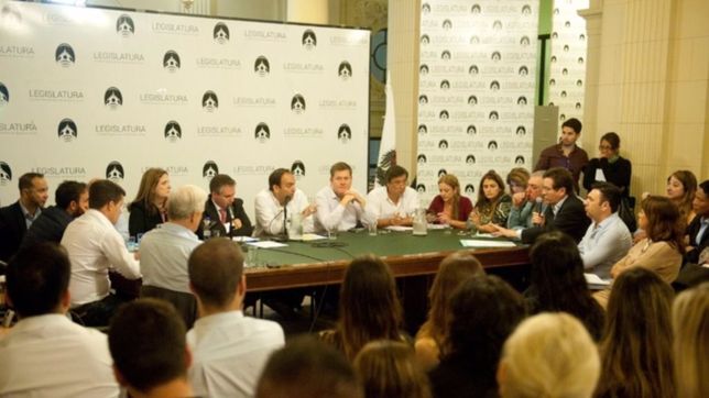 repercusiones de la presencia del secretario de seguridad en la legislatura