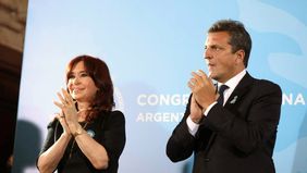 massa manda una delegacion al acto de cfk en la plata massa manda una delegacion al acto de cfk en la plata