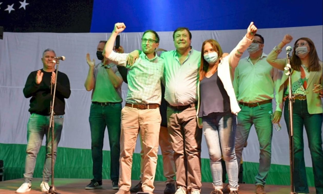 Agustín Domingo Alberto Weretilneck Mercedes Ibero