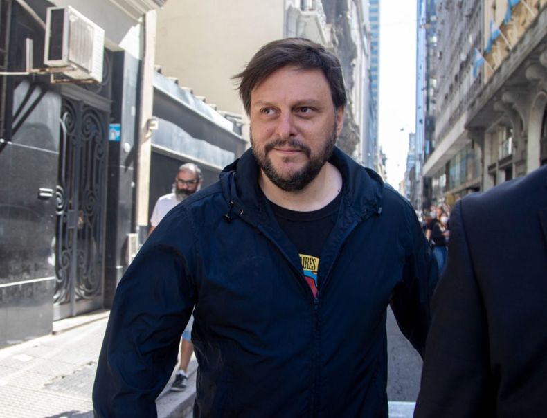 Leandro Santoro  - Leandro Santoro Leandro Santoro