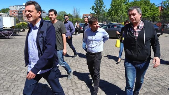 la carrera hacia el cierre de listas calienta la previa del acto de cristina