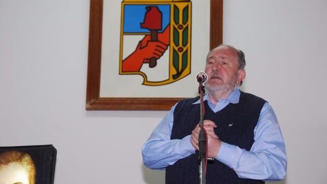 dura respuesta de verna a weretilneck: ?de un burro solo podes esperar burradas?