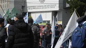 Clima de tensión en Santa Cruz en la previa al debate por la Ley de Financiamiento Estratégico Clima de tensión en Santa Cruz en la previa al debate por la Ley de Financiamiento Estratégico