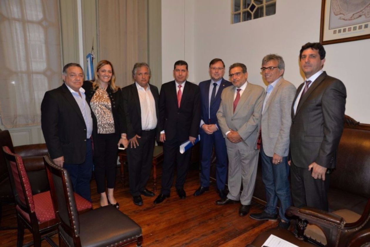 Beder Herrera Sergio Casas Teresita Madera